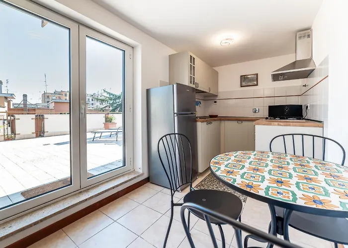 Consoli Penthouse - Terrace With A View On Saint Peter's Rzym